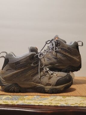 Merrell Moab Mid Waterproof Gray-Periwinkle Women’s Hiking Boots Size 9